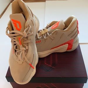 New Addidas Basketball shoes